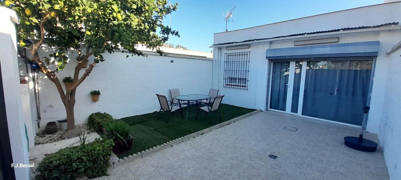 Acogedor Loft A 30 Minutos De La Playa Y Montana Leilighet Lebrija Eksteriør bilde